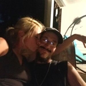 Meet your Posher, Linzy